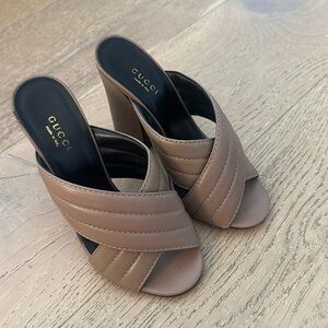 Gucci Heels Sz 36